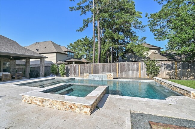 Building Photo - 7 Wyatt Oaks Dr