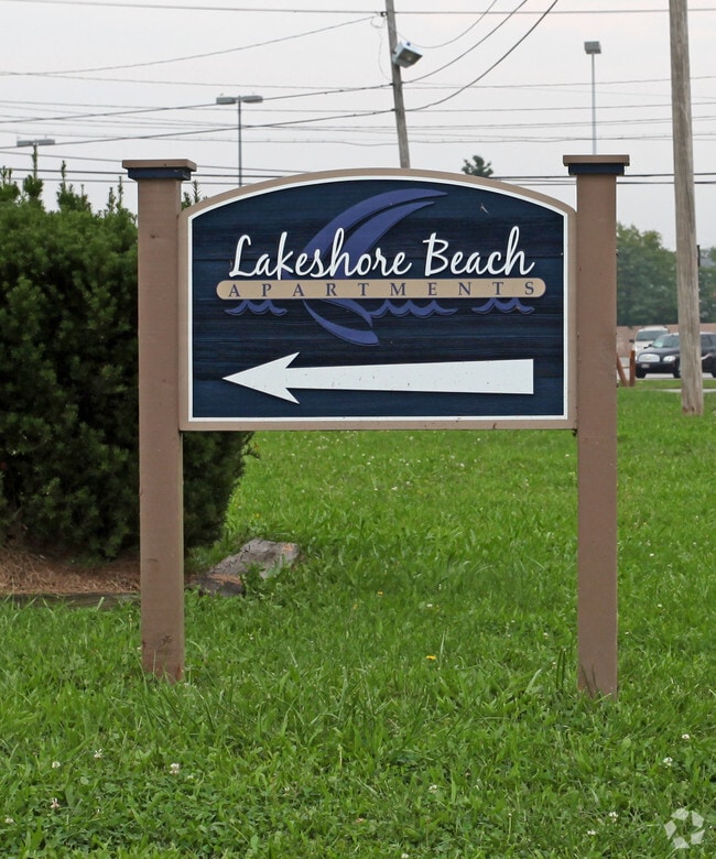 Building Photo - Lakeshore Beach