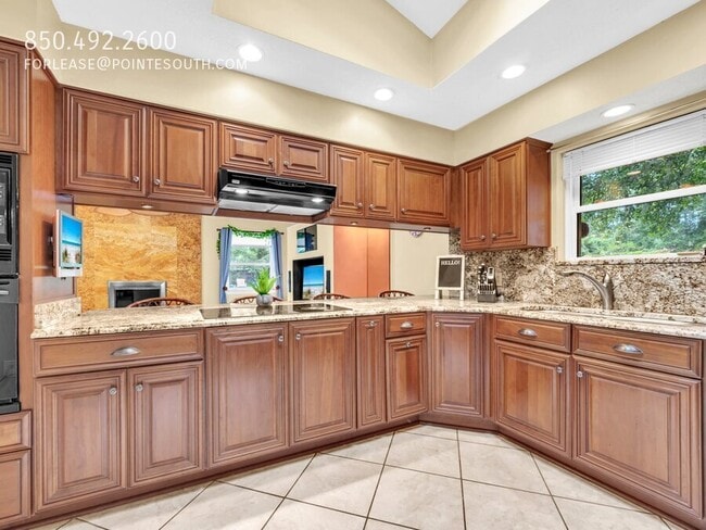 Building Photo - 333 Jonquil Cir