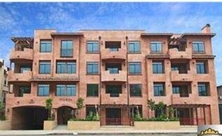 Building Photo - Villa Sofia (Woodman)