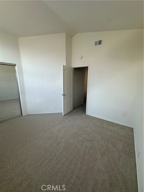 Building Photo - 2124 Camellia Ln