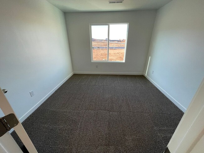 Building Photo - Brand New 3-Bed/2.5 Bath Town Home