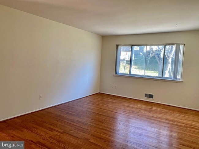 Building Photo - 12909 Chathlake Ln