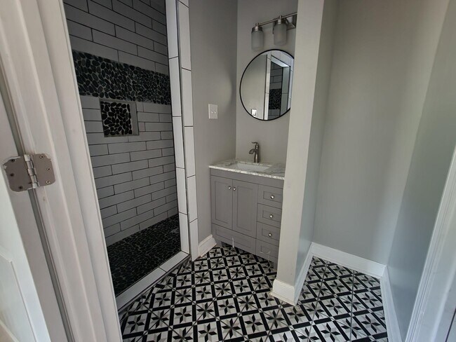 Building Photo - 2067 Blakewood Pl