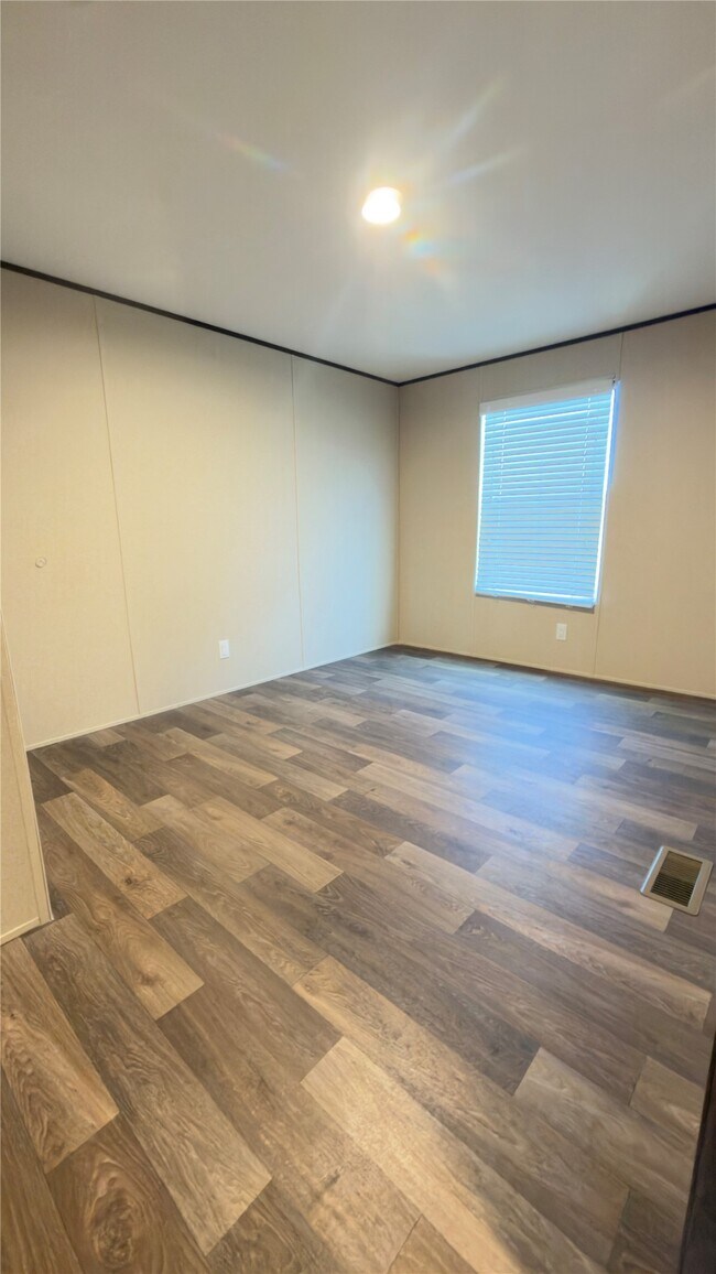 Building Photo - 7173 Rd 5878