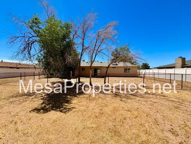 Building Photo - 22854 Itasca Rd