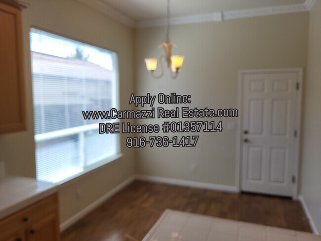 Building Photo - 1201 Souza Way