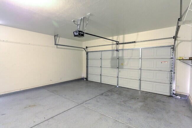 Building Photo - Rancho Sahuarita