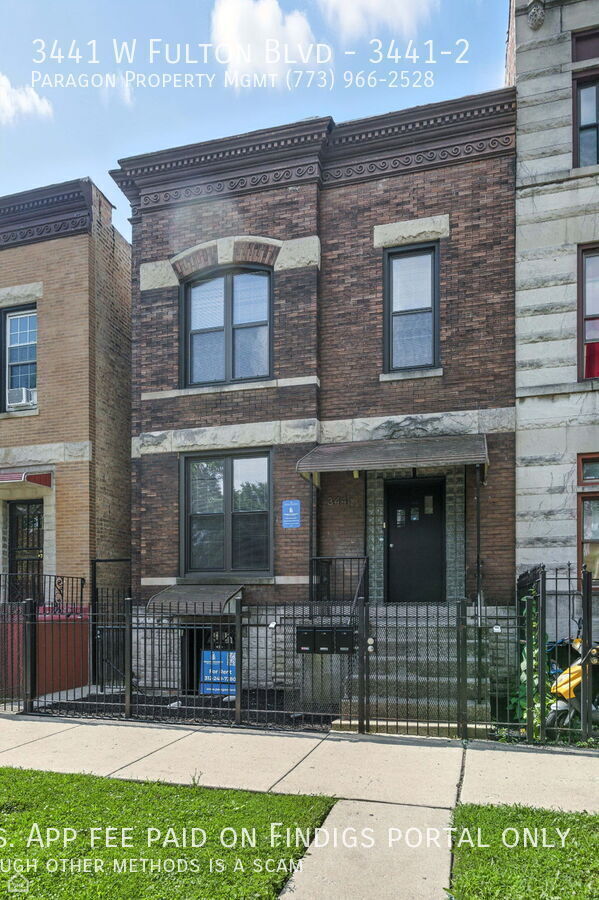 Building Photo - 3441 W Fulton Blvd