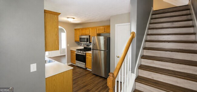 Building Photo - 346 Summer Hill Cir
