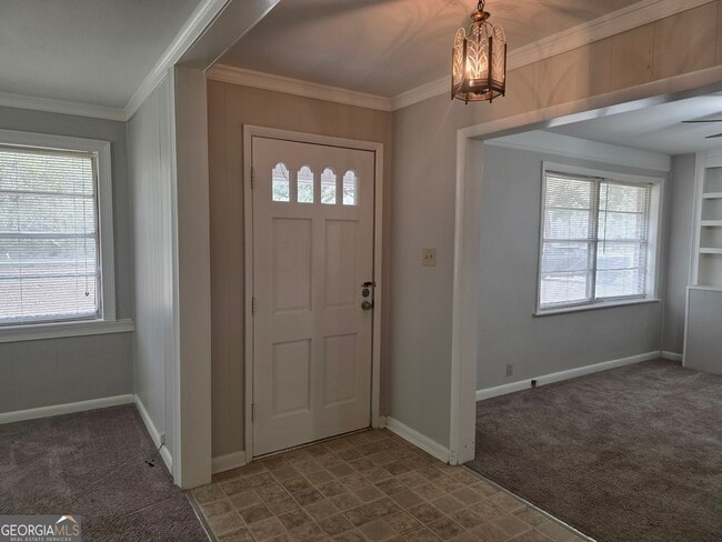 Building Photo - 583 Mill Pond Rd