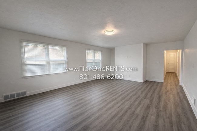 Building Photo - NO DEPOSIT option available for qualified renters with Obligo