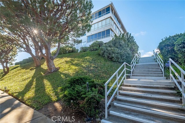 Building Photo - 32614 Coastsite Dr