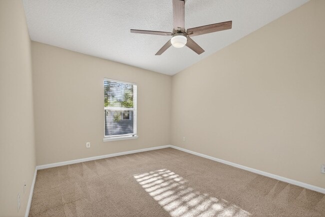 Building Photo - Gated Community