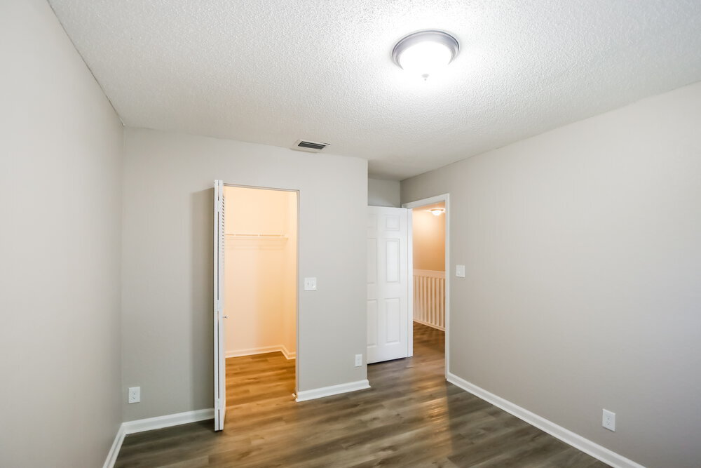 Building Photo - 18164 Blue Lake Way