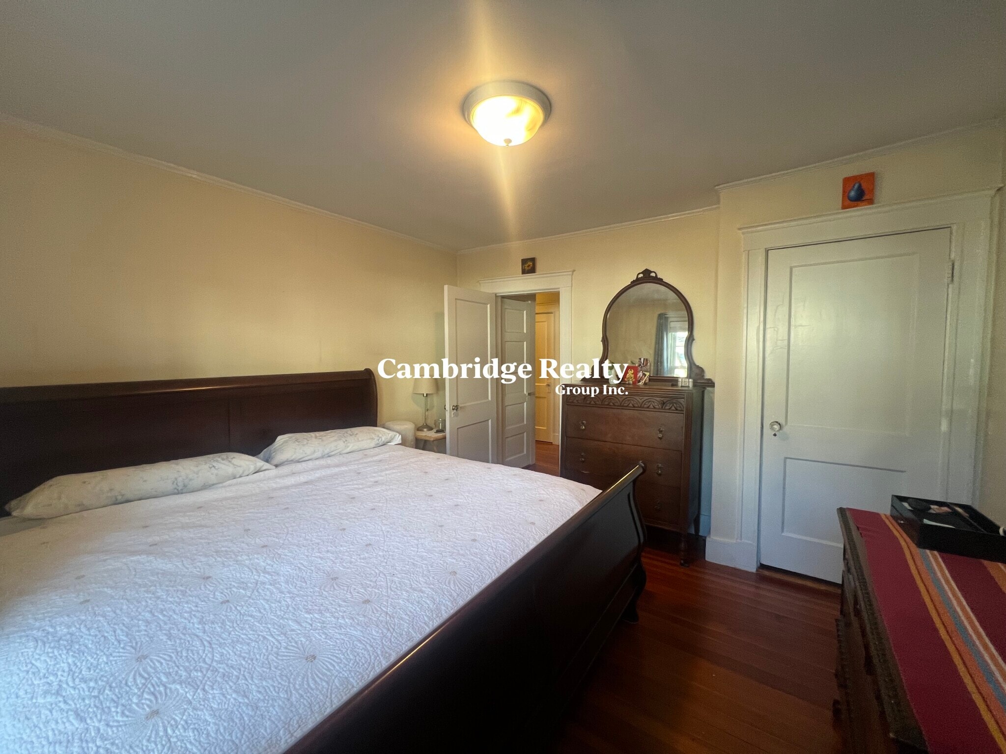 Building Photo - 10 Townsend Rd