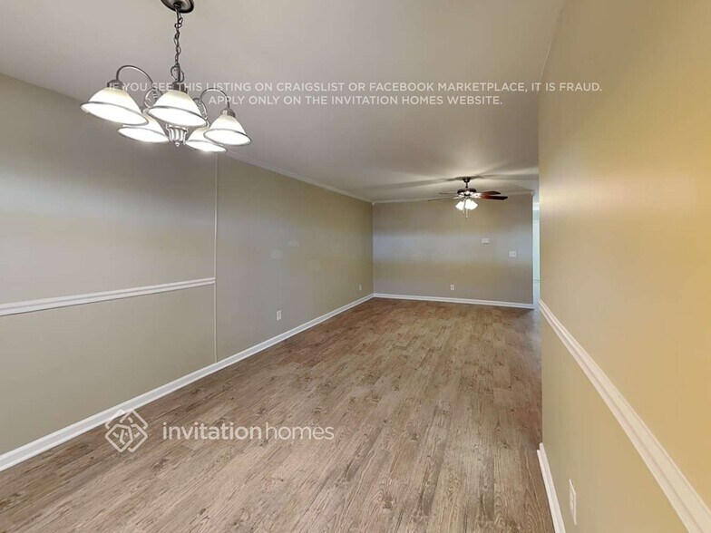 Building Photo - 6480 Snow Bird Ln