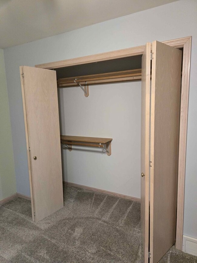 Building Photo - 2623 Edgewood Ln