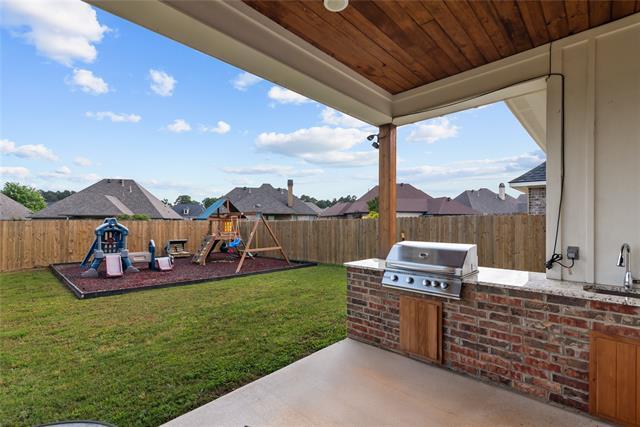 Building Photo - 24 Turtle Creek Dr