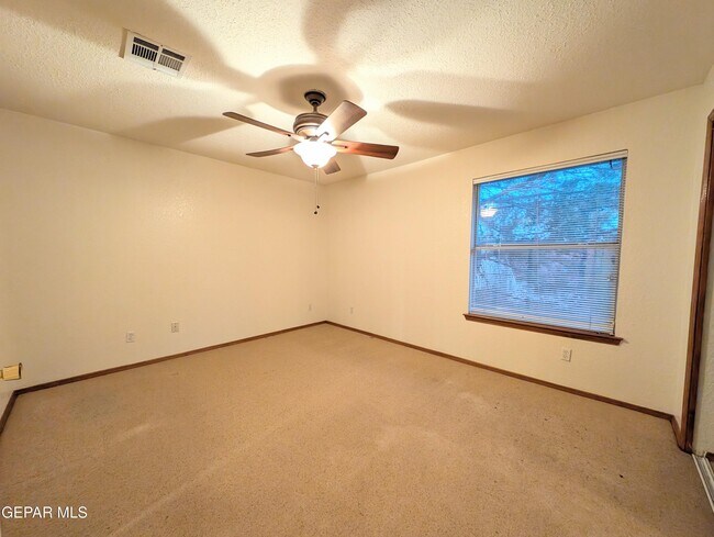 Building Photo - 11820 Pueblo Seguro Way
