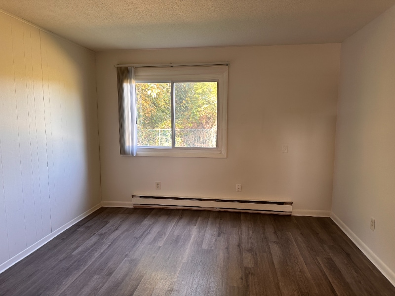 Building Photo - 10 Belchertown Rd