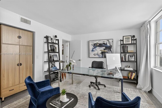 Building Photo - 2780 NE 183rd St