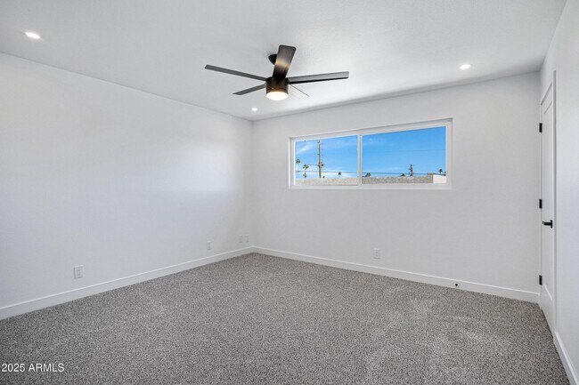 Building Photo - 2415 N 71st St