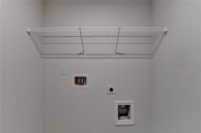 Building Photo - 3587 Hidden Valley Cir