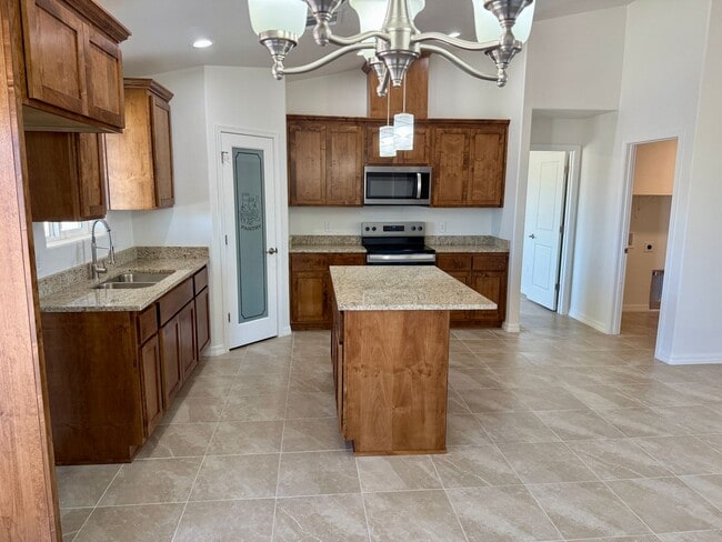 Building Photo - 10857 Silver Spur Dr