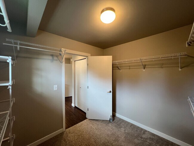 Building Photo - 514 Fielding Ct