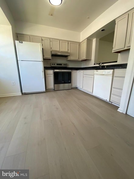 Building Photo - 1741 Countrywood Ct