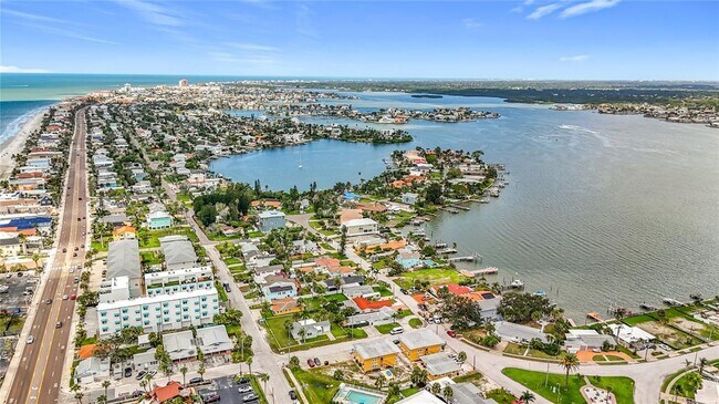 Building Photo - 101 154th Ave