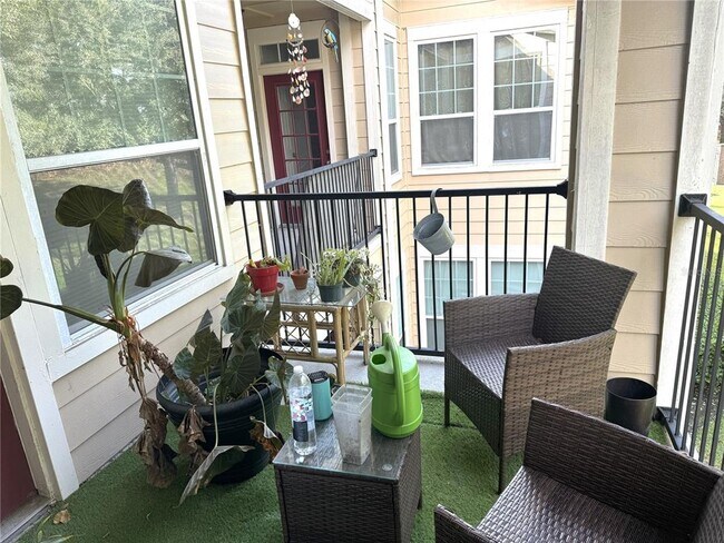 Building Photo - 1101 Vintage Village Ln