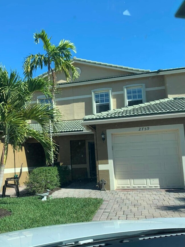 Building Photo - 2759 SE Birmingham Dr