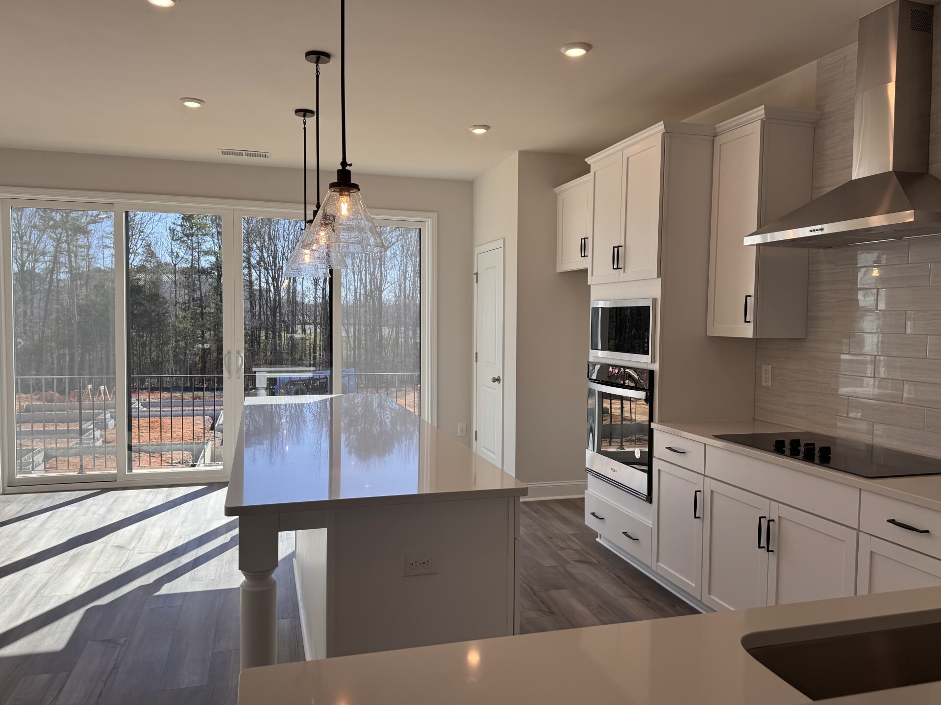 Kitchen with Balcony at the end - 15313 Ballancroft Pky