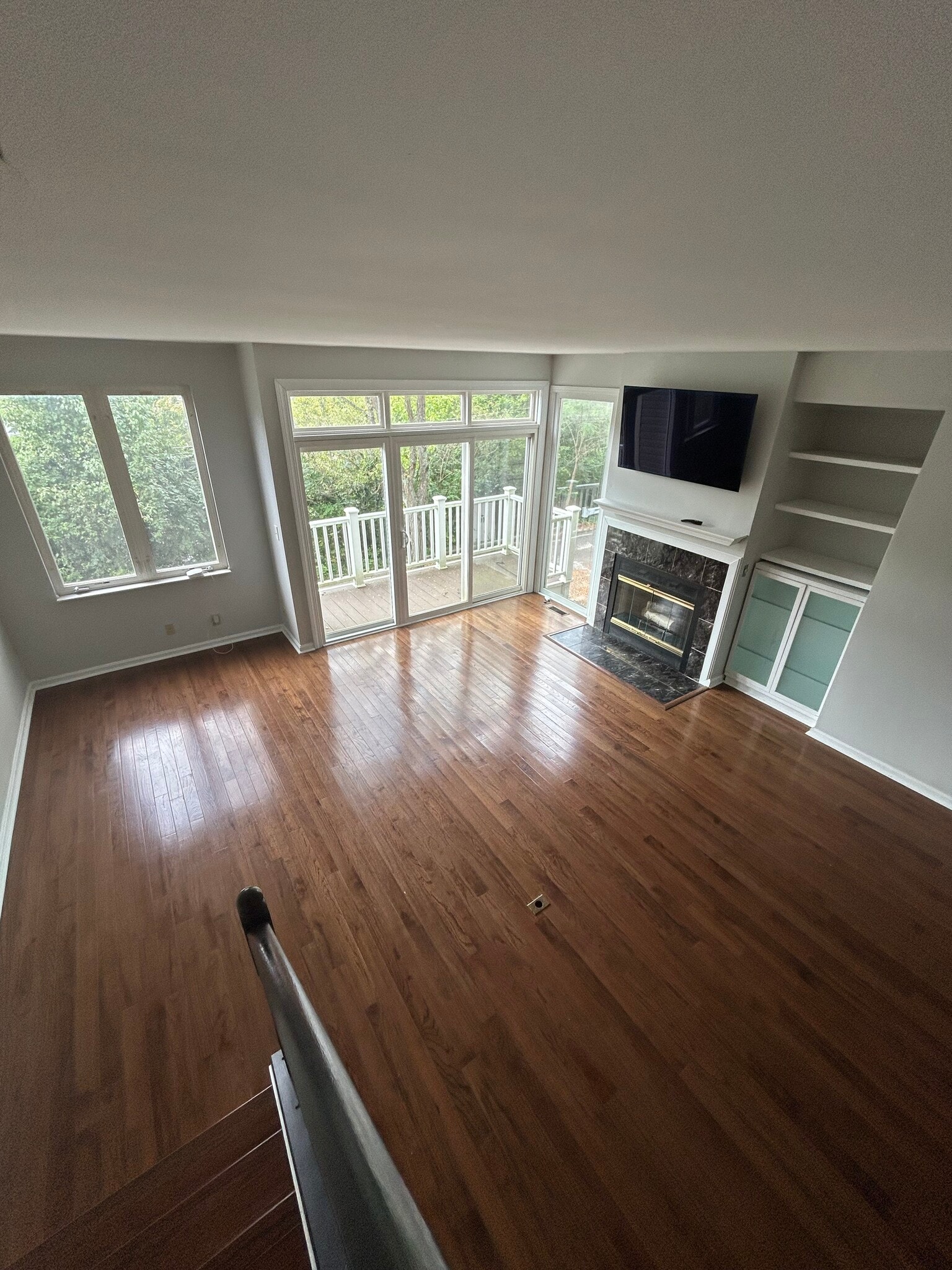 Building Photo - 560 Empress Ave