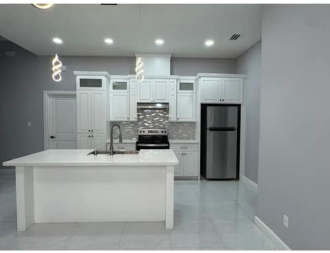 Building Photo - 1611 Toni Ln