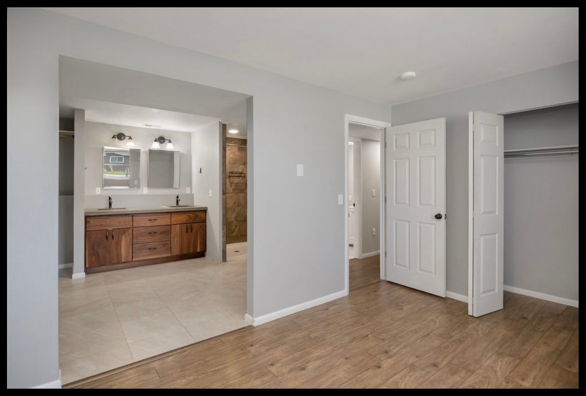 Building Photo - 1585 Valley Forge Rd