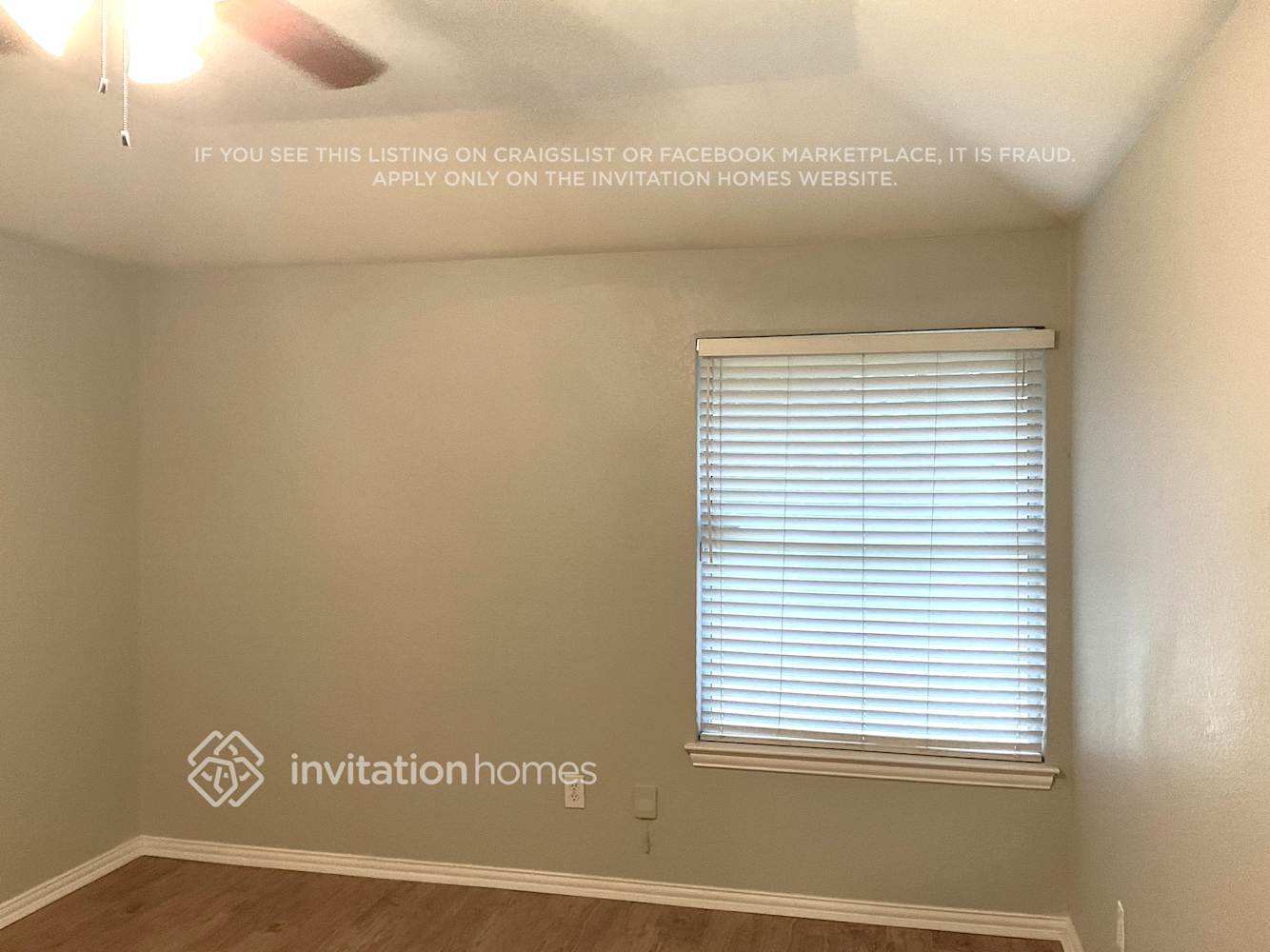 Building Photo - 823 Yellowstone Dr