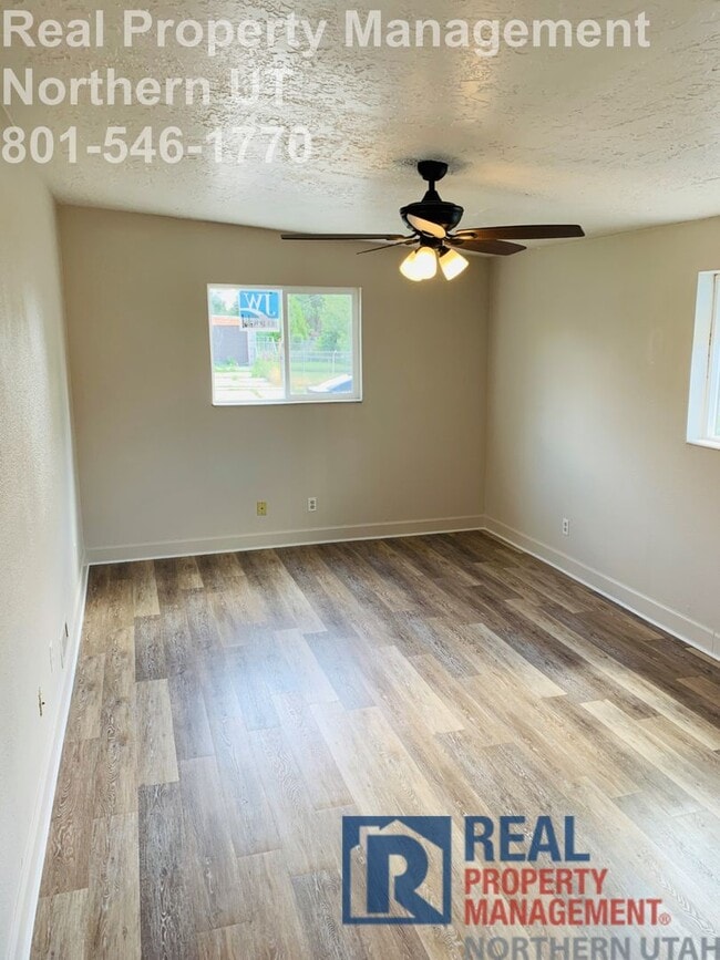 Building Photo - 3 Bed 1 Bath Ogden Home Now Available!