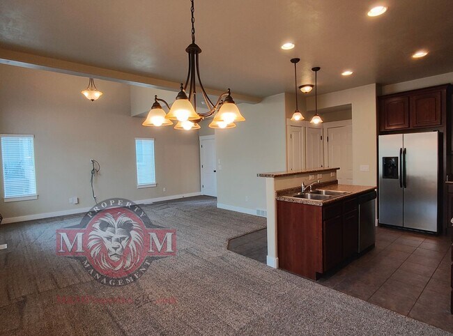 Building Photo - 9012 Quarry Stone Way