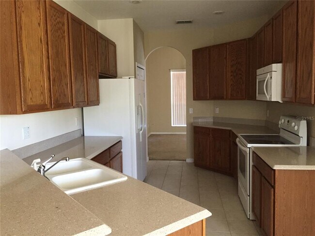 Building Photo - 2668 Patrician Cir