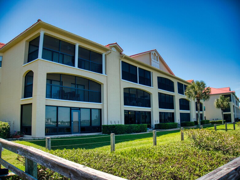 Building Photo - 444 Bouchelle Dr