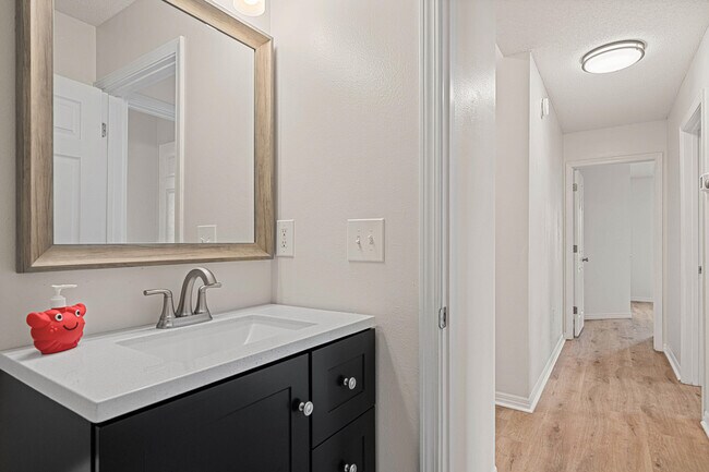 Building Photo - 8517 High School Blvd