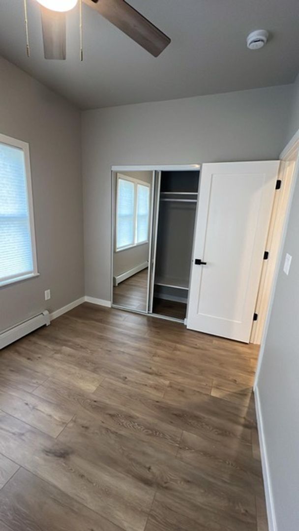 Building Photo - August 2026 Prelease! 5 Bedroom House 2 Blocks from CU