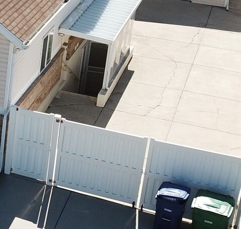 Building Photo - 7896 Goldenpointe Wy