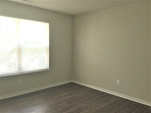 Building Photo - 4422 Autumn Crest Ct