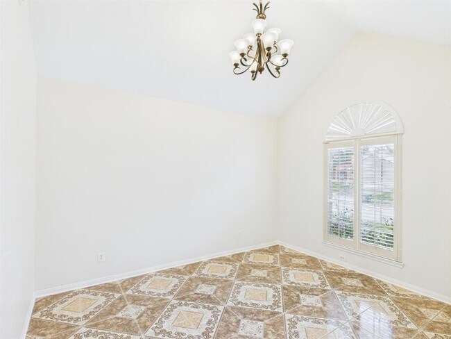 Building Photo - 8827 Aspen Meadow Dr