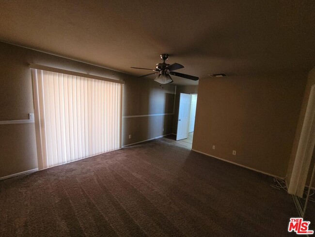 Building Photo - 9825 Sally Ave