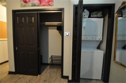 Building Photo - 313 E Lafayette St